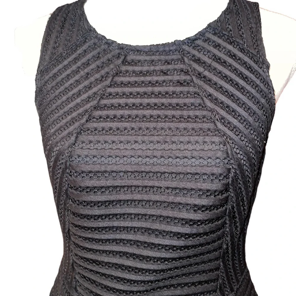 Mossimo Women’s Fit & Flare Little Black Dress Size Medium - Picture 4 of 6